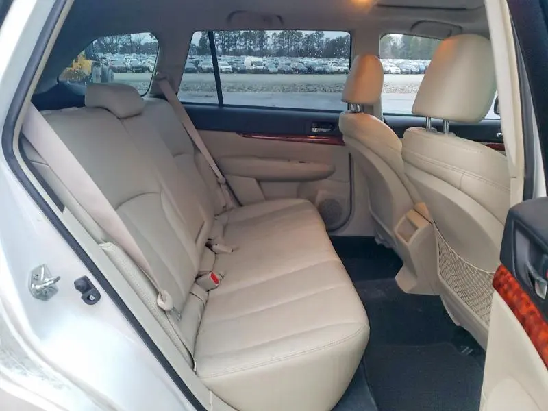 2010 SUBARU OUTBACK 2.5I LIMITED  