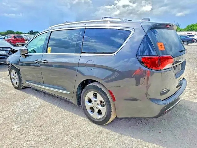 2017 CHRYSLER PACIFICA TOURING L PLUS  