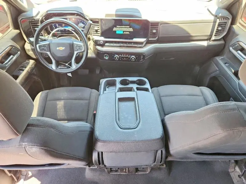 2023 CHEVROLET SILVERADO K1500 LT  