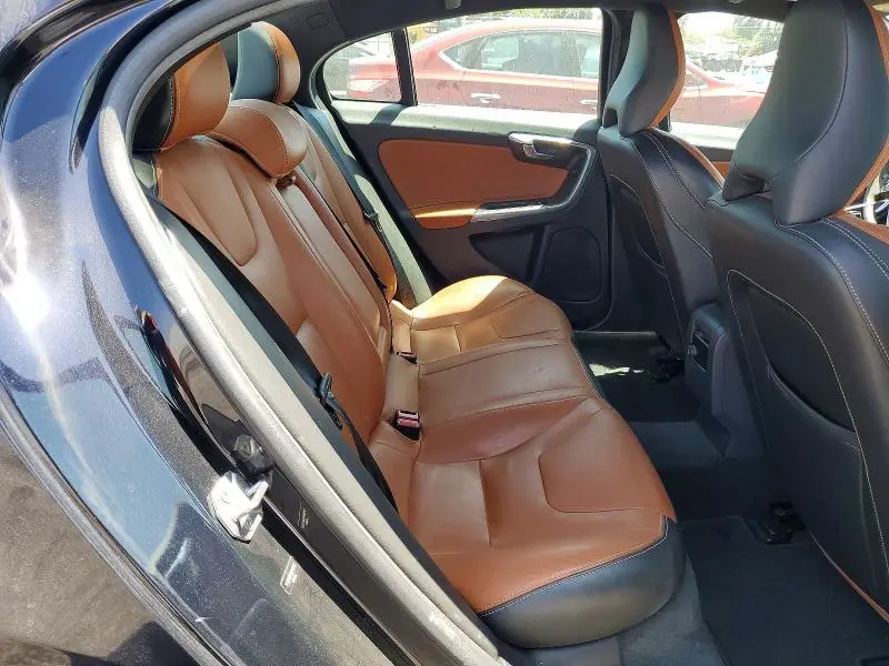 2016 VOLVO S60 PREMIER  