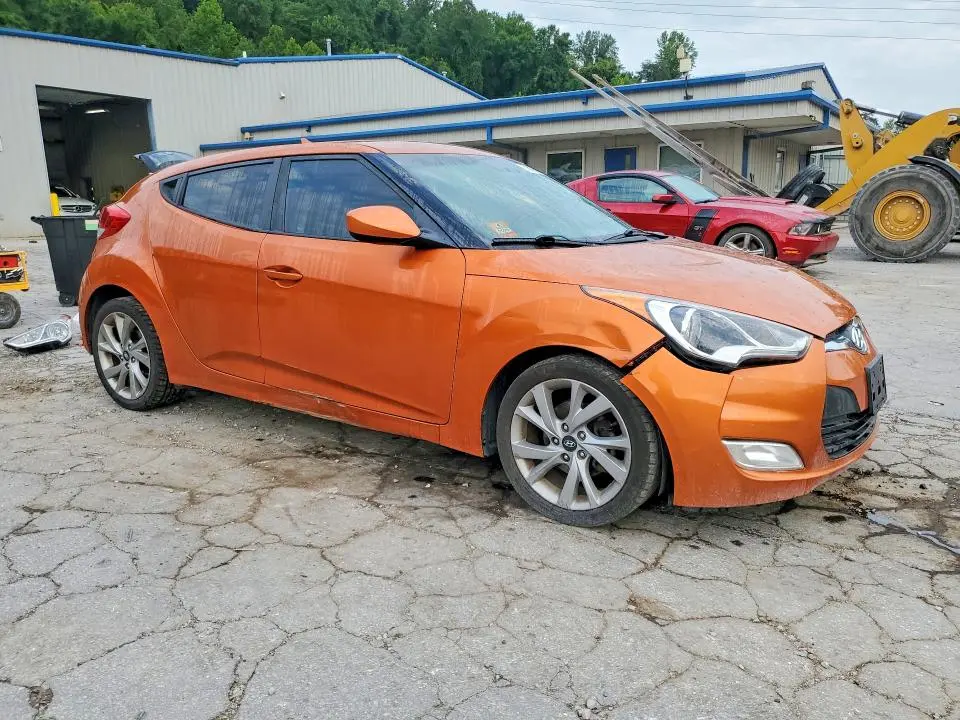 2017 HYUNDAI VELOSTER BASE  