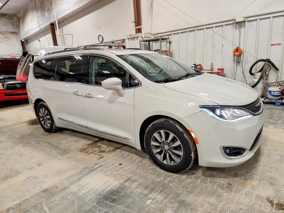 2019 CHRYSLER PACIFICA TOURING L PLUS  