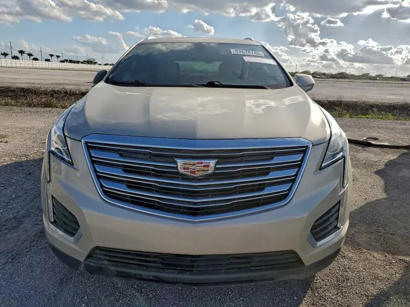 2017 CADILLAC XT5   