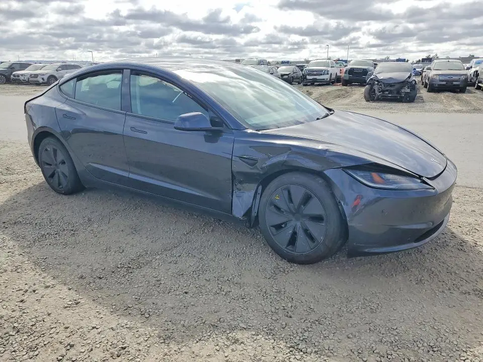 2025 TESLA MODEL 3   