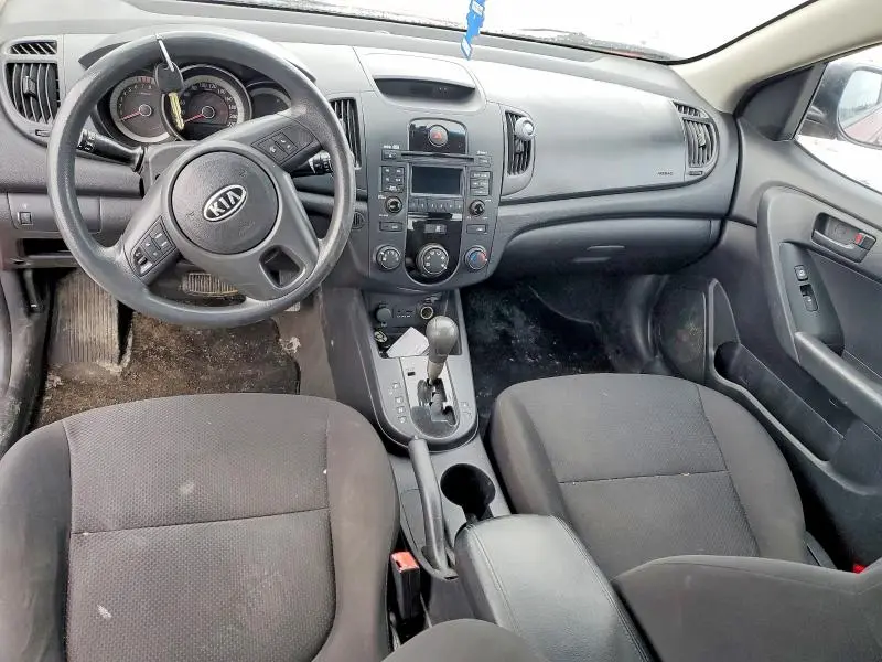 2010 KIA FORTE LX  