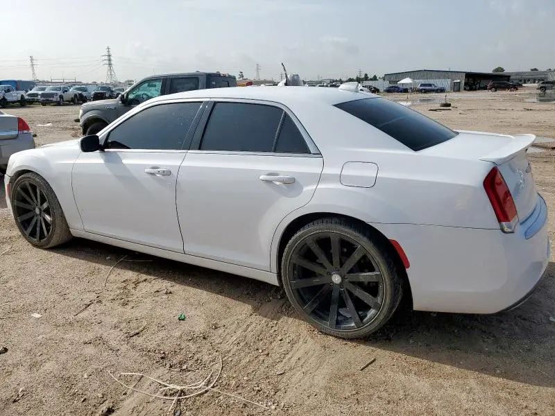 2017 CHRYSLER 300 LIMITED  
