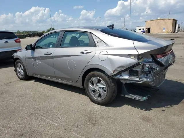 2024 HYUNDAI ELANTRA SE  