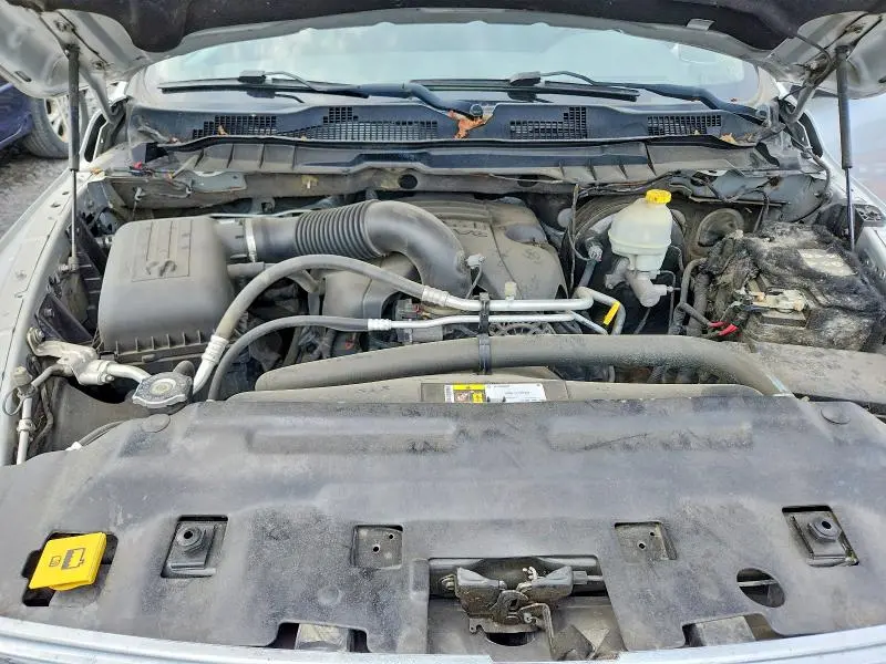 2016 RAM 1500 SLT  