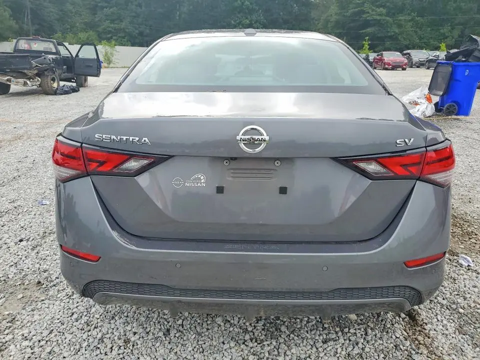 2021 NISSAN SENTRA SV  