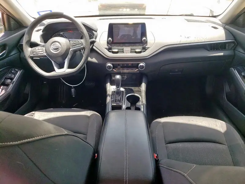 2021 NISSAN ALTIMA SV  