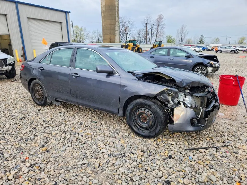 2011 TOYOTA CAMRY LE  