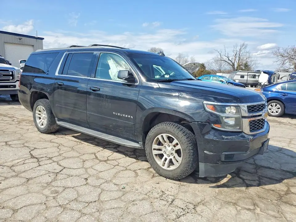 2017 CHEVROLET SUBURBAN C1500 LS  