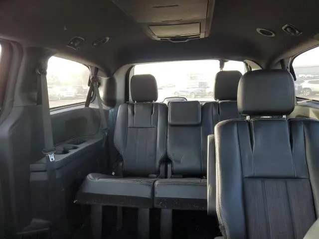 2014 CHRYSLER TOWN & COUNTRY S  