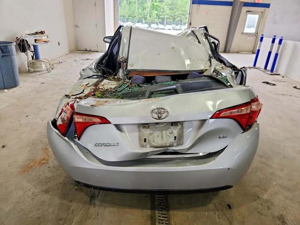 2017 TOYOTA COROLLA LE  