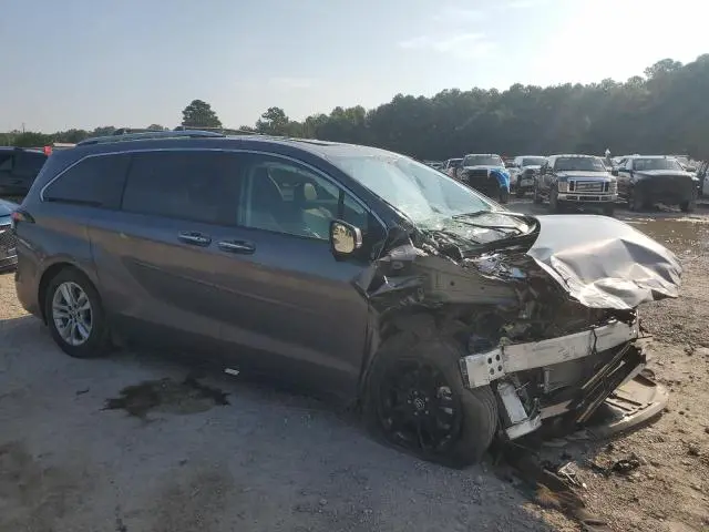 2024 TOYOTA SIENNA LIMITED  