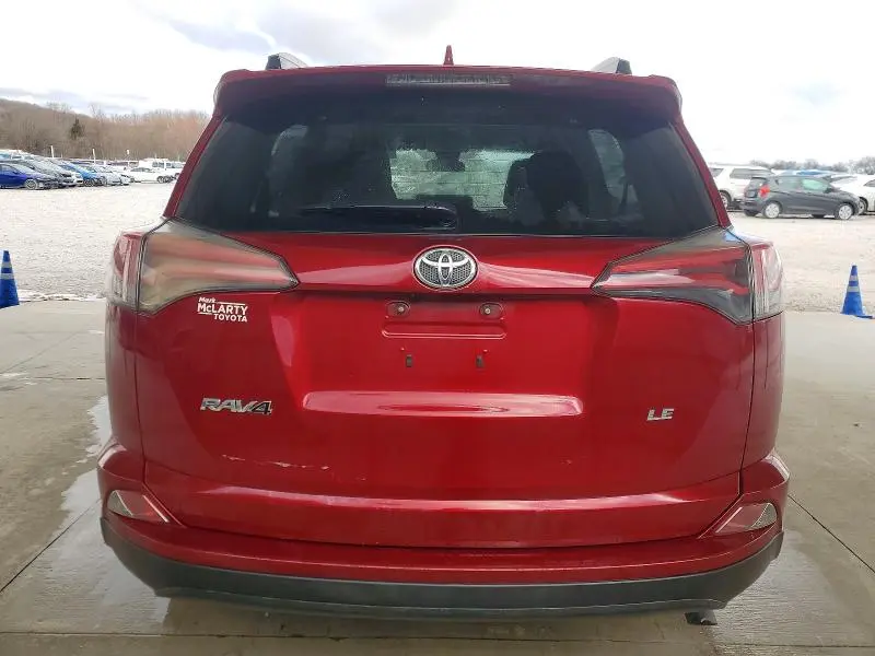 2018 TOYOTA RAV4 LE  