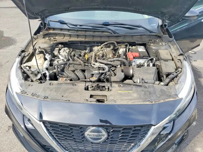 2021 NISSAN ALTIMA SV  