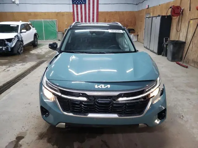 2025 KIA SELTOS S  