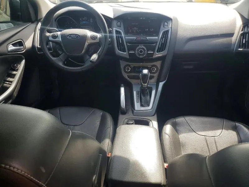 2012 FORD FOCUS TITANIUM  