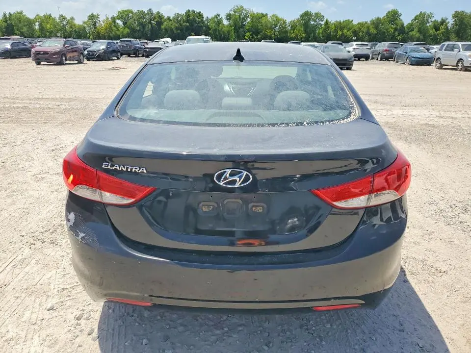 2011 HYUNDAI ELANTRA GLS  