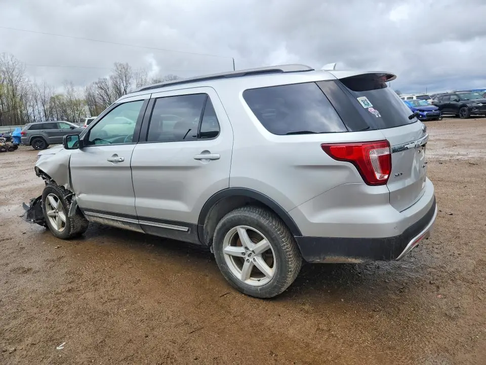 2017 FORD EXPLORER XLT  