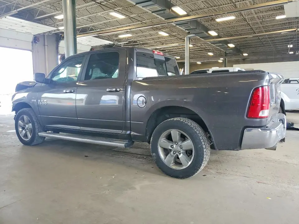 2018 RAM 1500 SLT  