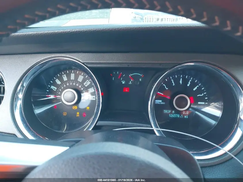 2014 FORD MUSTANG V6