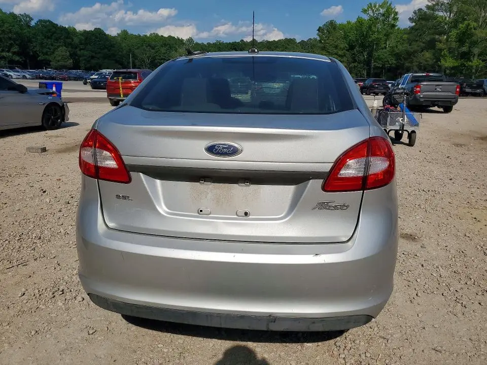2011 FORD FIESTA SEL  