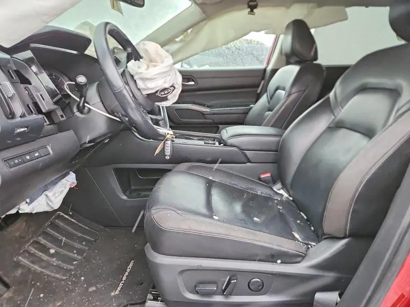 2022 NISSAN PATHFINDER SL  