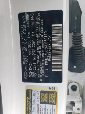 2024 HYUNDAI ELANTRA SE  