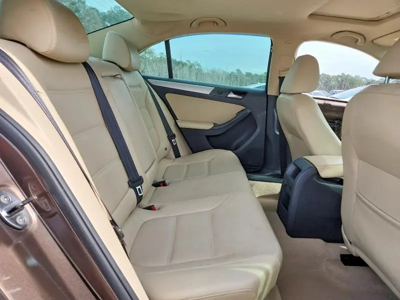 2014 VOLKSWAGEN JETTA SE  