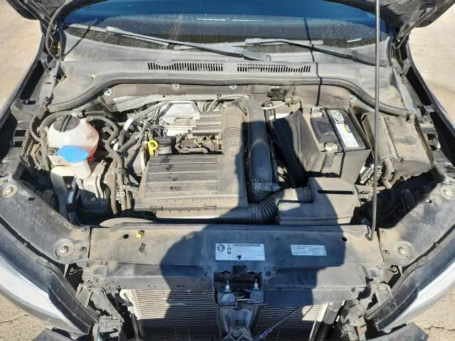 2017 VOLKSWAGEN JETTA SE  