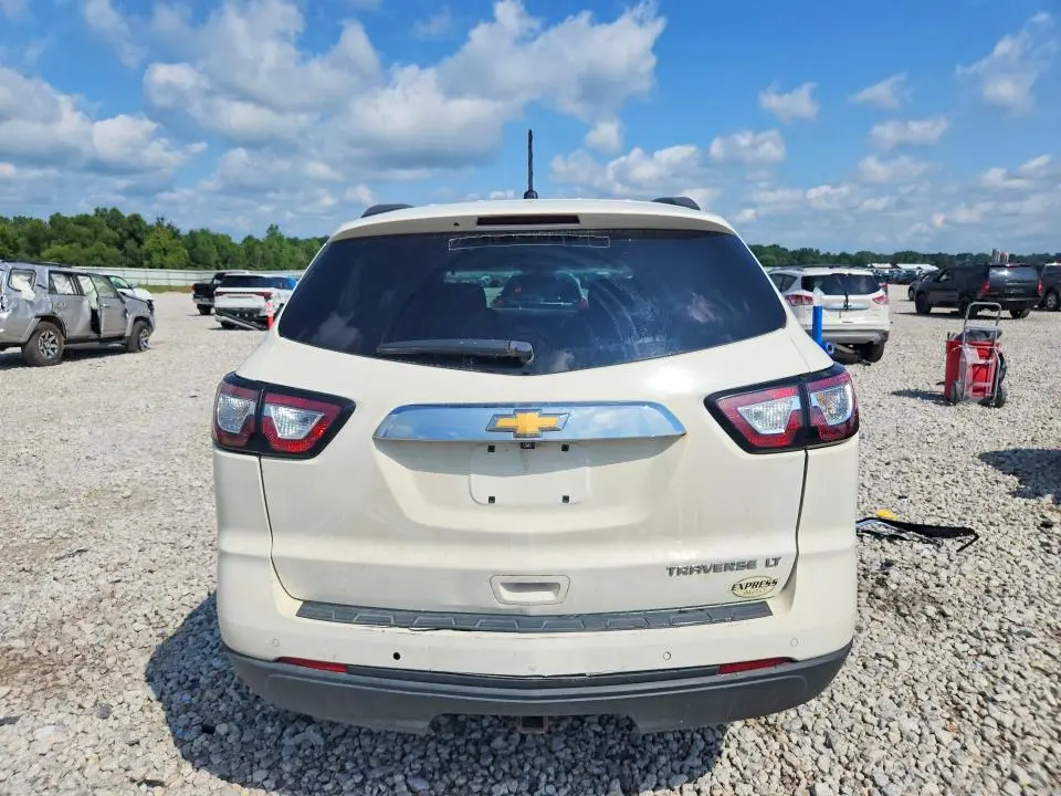 2013 CHEVROLET TRAVERSE LT  
