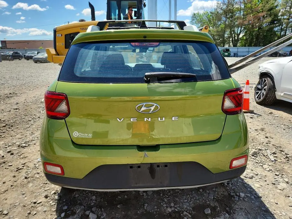 2022 HYUNDAI VENUE SEL  