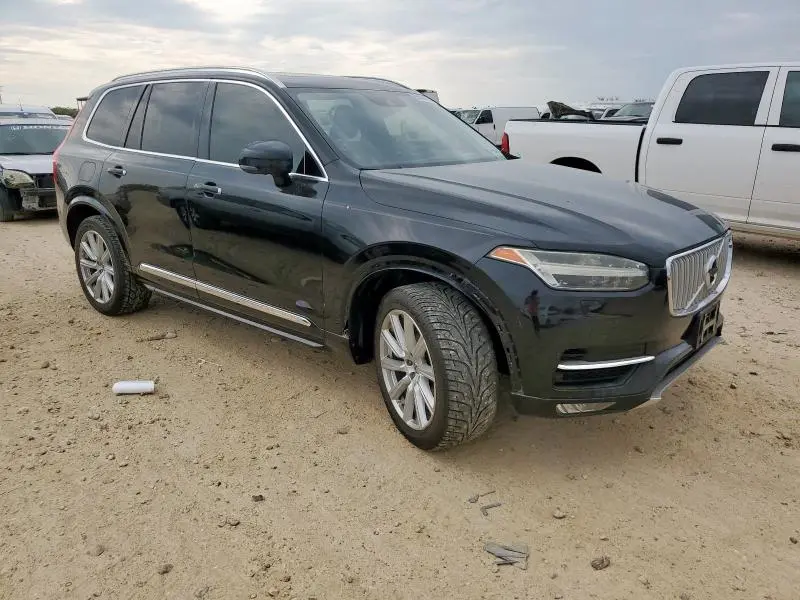 2016 VOLVO XC90 T6  