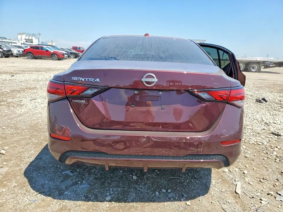 2025 NISSAN SENTRA SV  