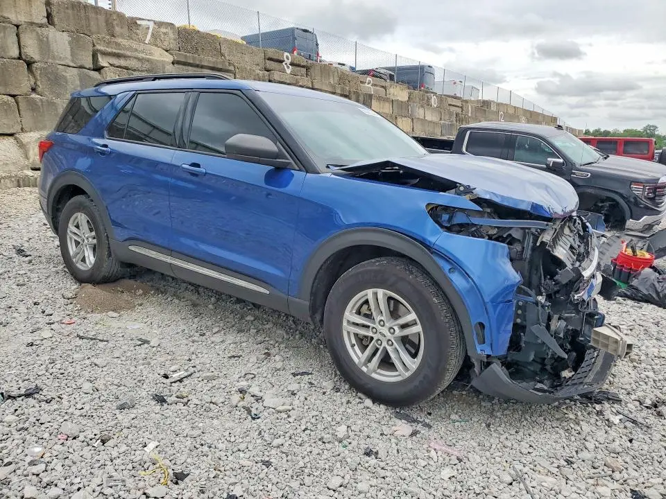 2022 FORD EXPLORER XLT  