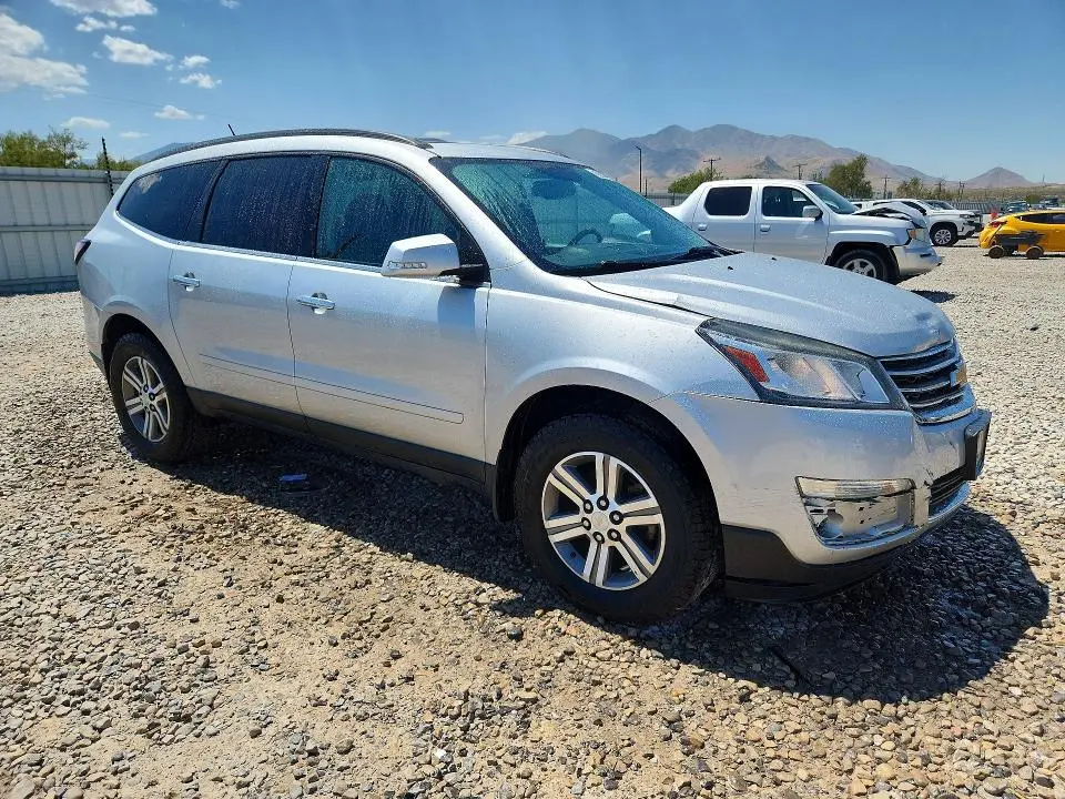 2015 CHEVROLET TRAVERSE LT  