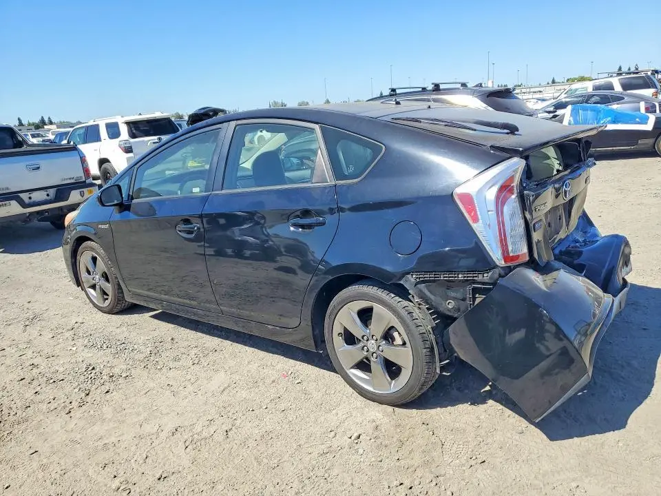 2013 TOYOTA PRIUS PERSONA SERIES SE  