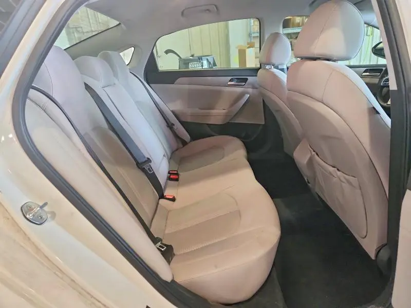 2018 HYUNDAI SONATA SE  