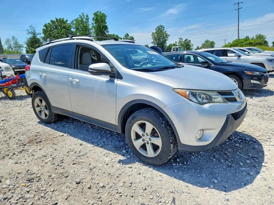 2014 TOYOTA RAV4 XLE  