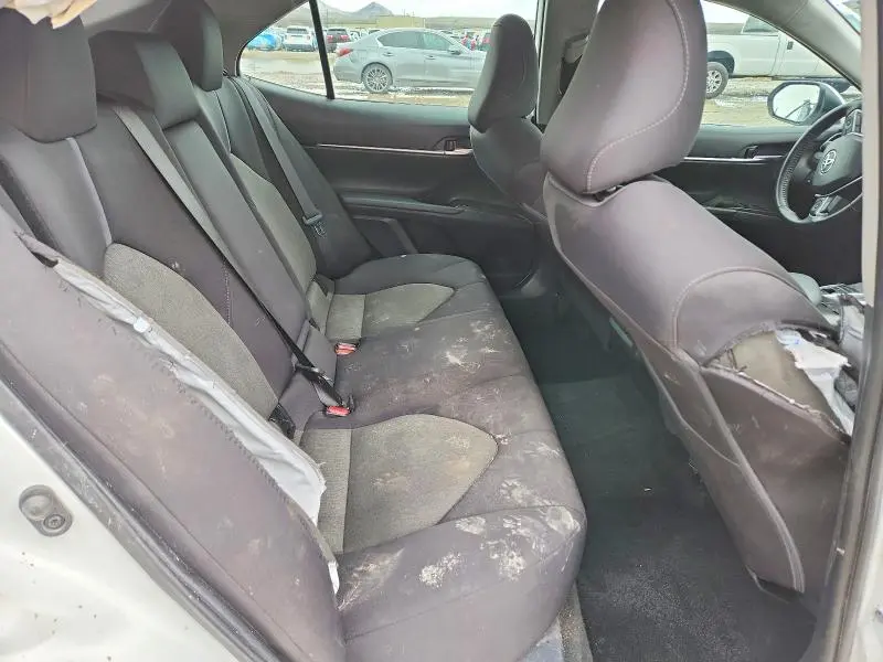 2022 TOYOTA CAMRY LE  