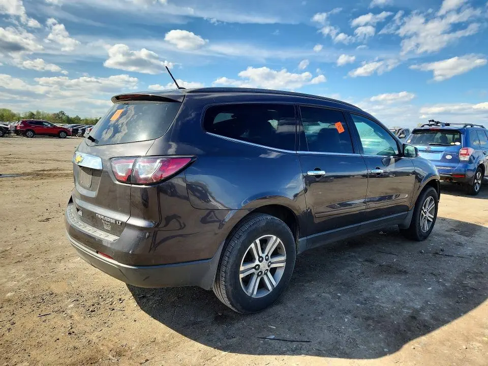 2015 CHEVROLET TRAVERSE LT  