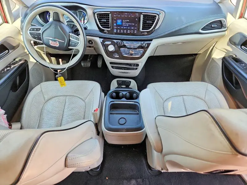 2017 CHRYSLER PACIFICA EHYBRID PLATINUM  