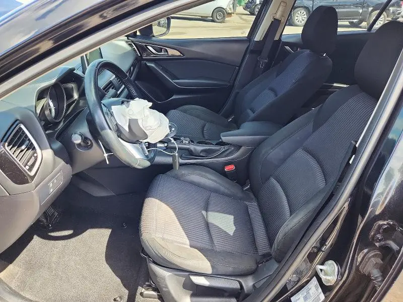 2015 MAZDA 3 TOURING  