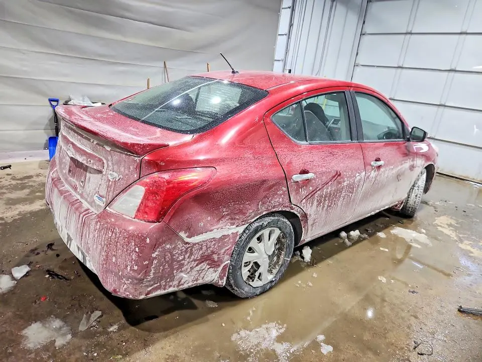 2015 NISSAN VERSA S  