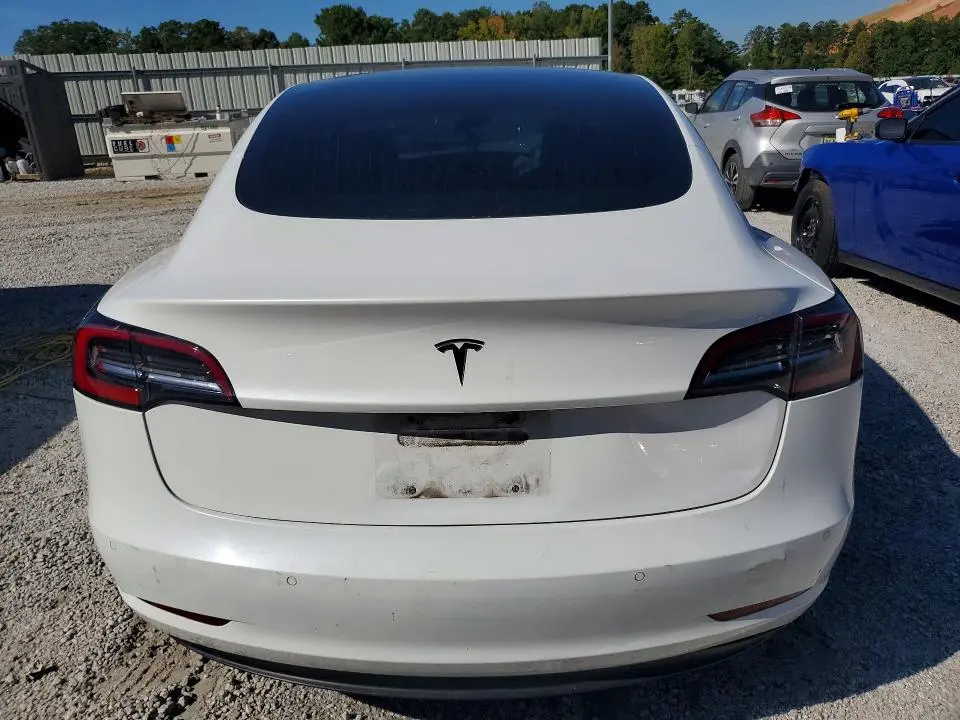 2018 TESLA MODEL 3   