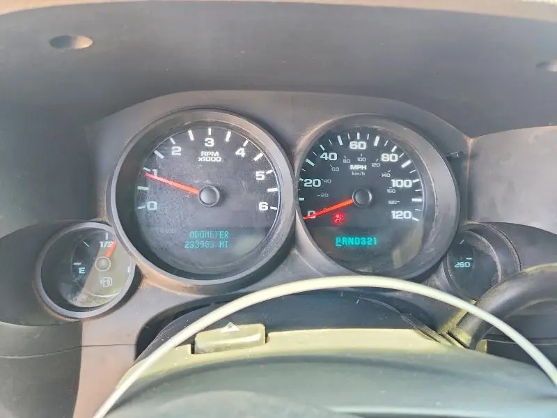 2011 CHEVROLET SILVERADO C1500 LS  