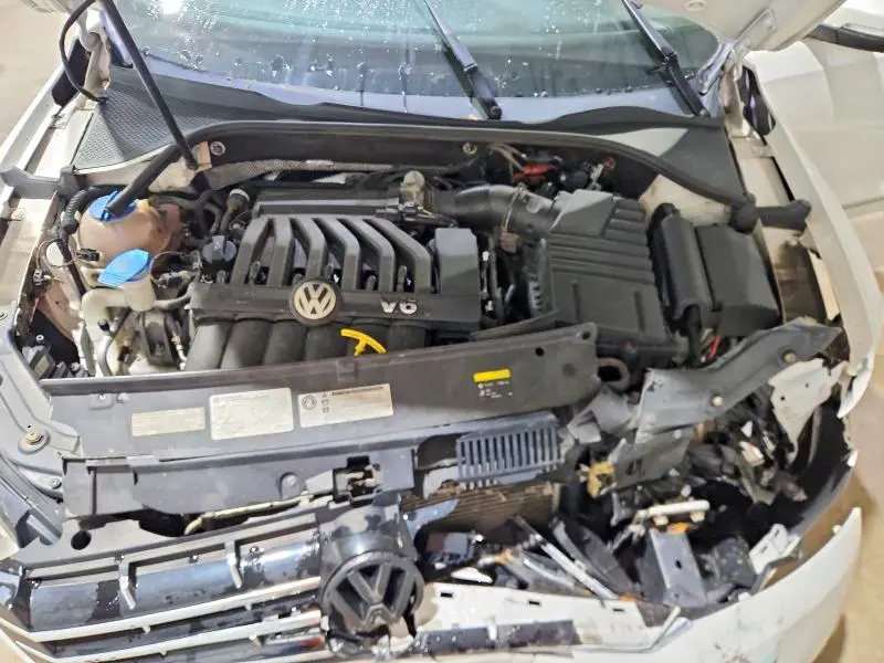 2015 VOLKSWAGEN PASSAT SEL  