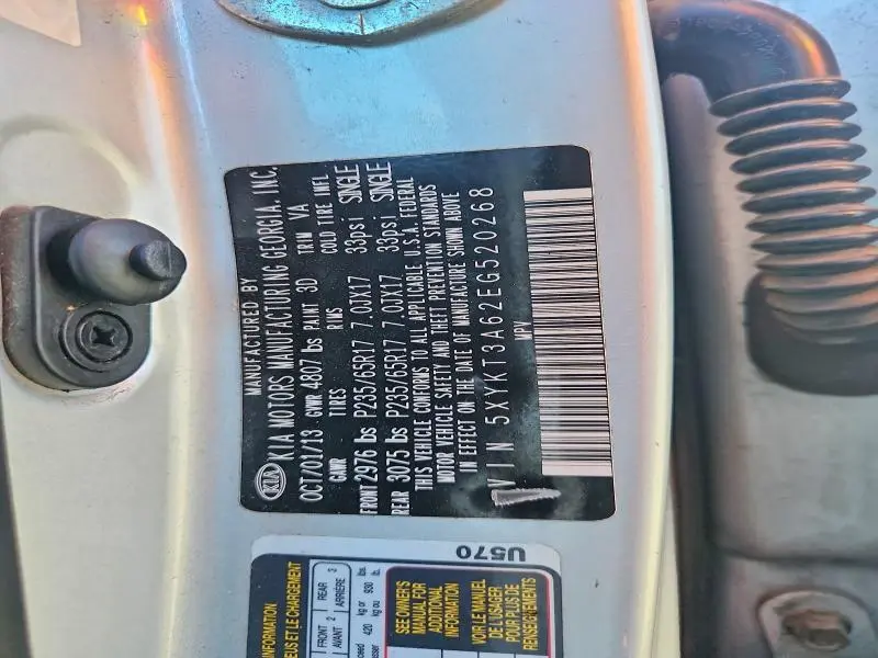 2014 KIA SORENTO LX  